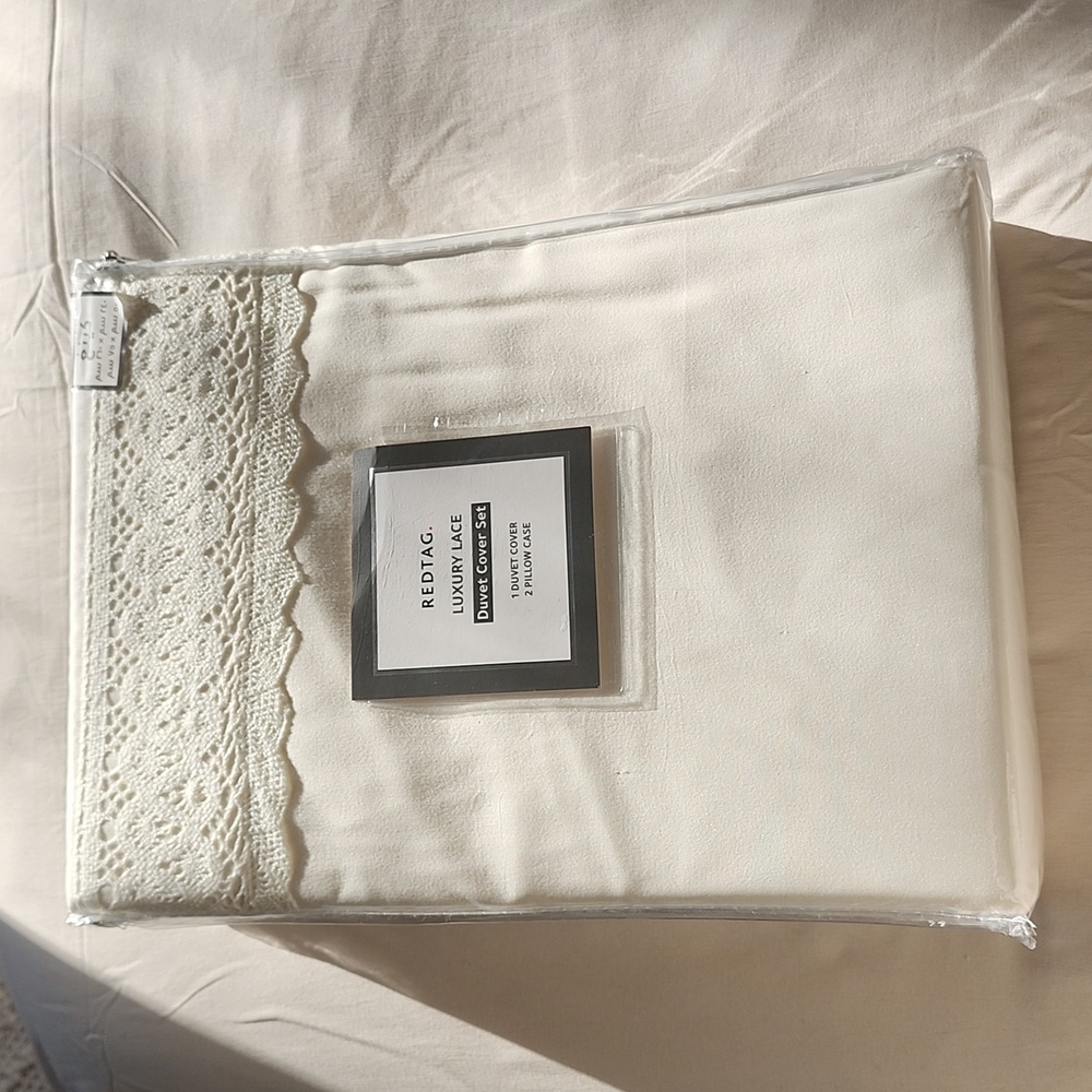 King Lace Duvet